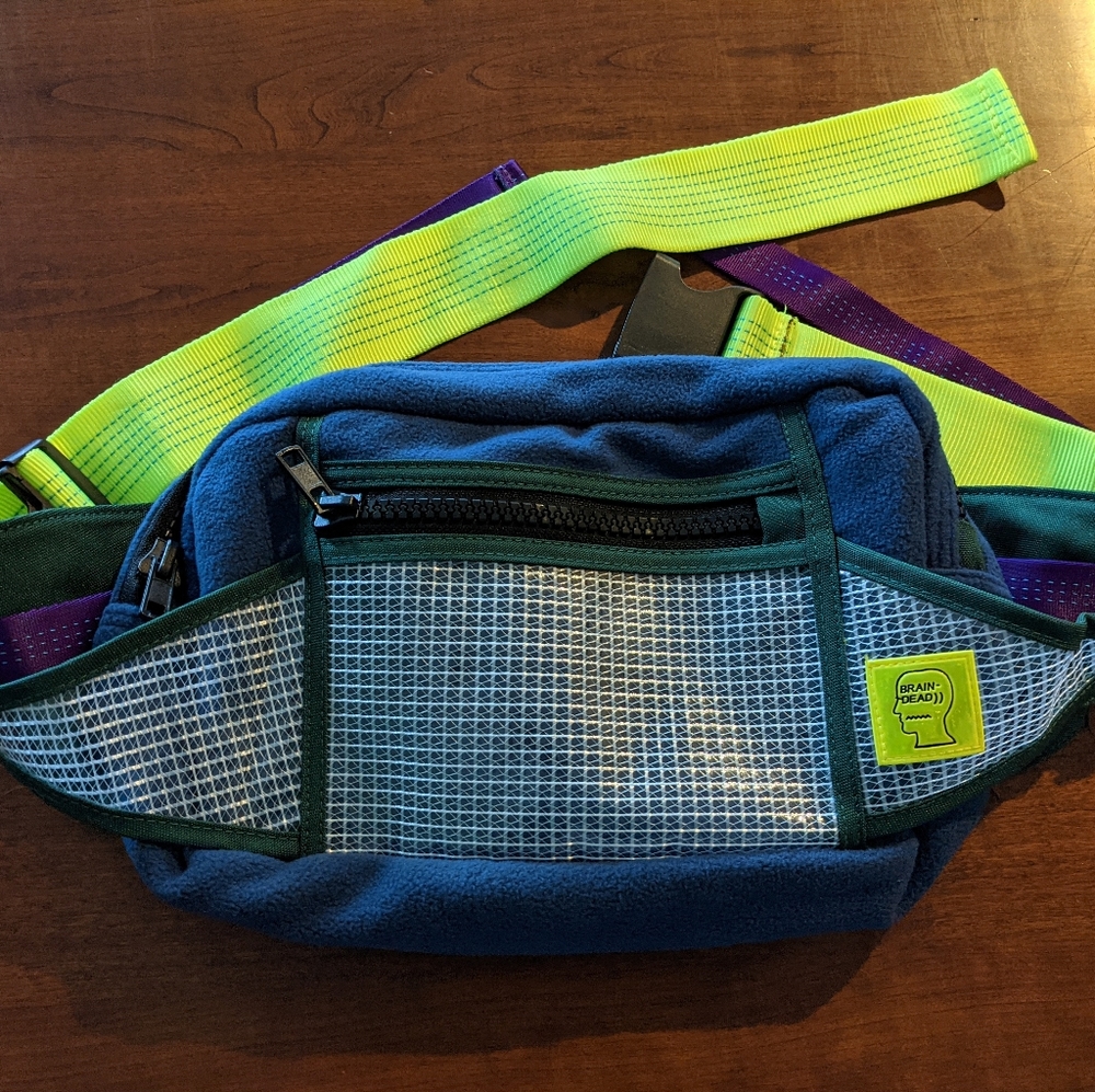 NWOT BRAINDEAD Fanny Pack Sherpa